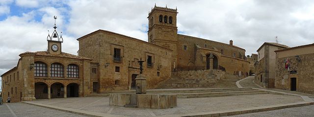 Plaza de Morón de Almazán